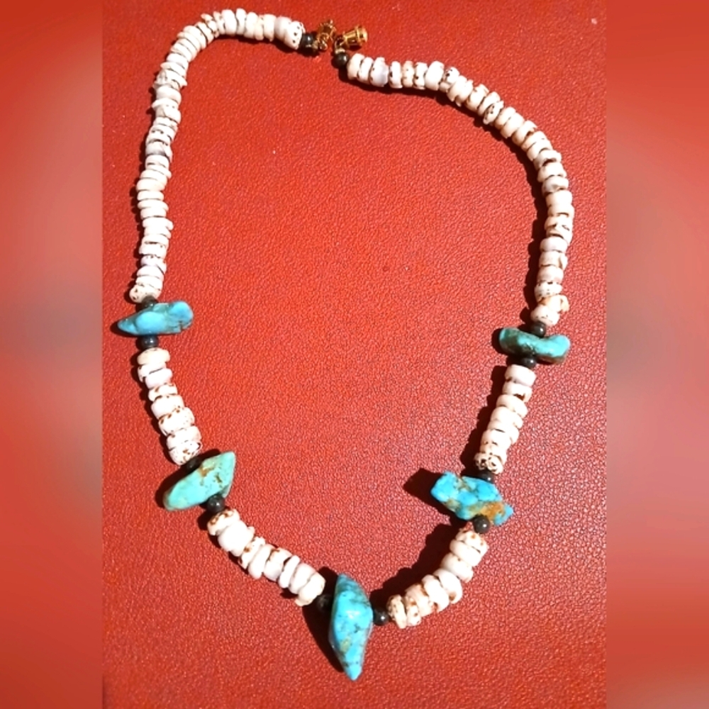 Vintage Carico Lake Turquoise Sterling Ball Bead Puka Bead Necklace